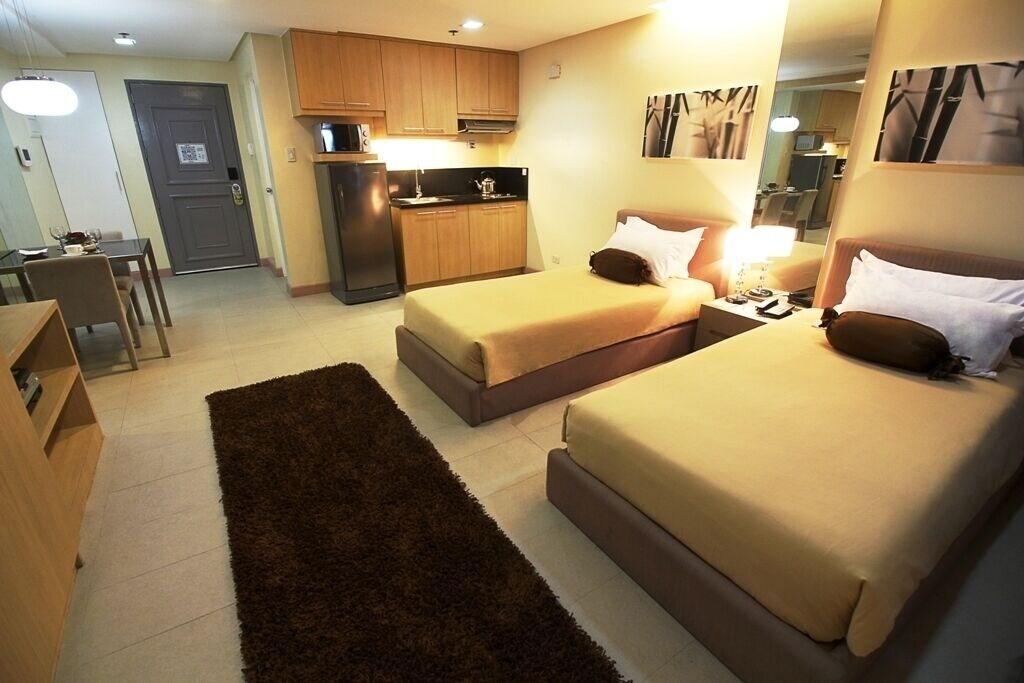 Bsa Twin Towers Aparthotel Mandaluyong Екстериор снимка