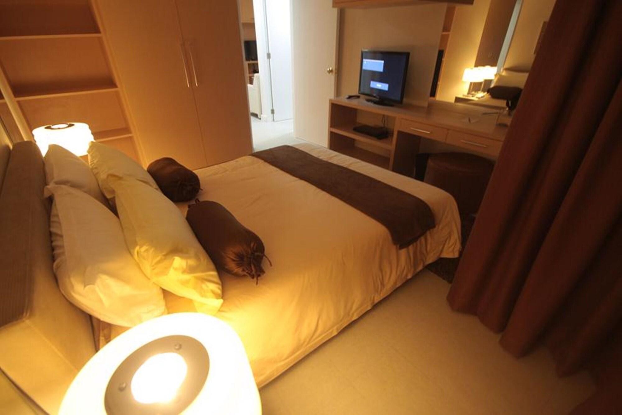 Bsa Twin Towers Aparthotel Mandaluyong Екстериор снимка