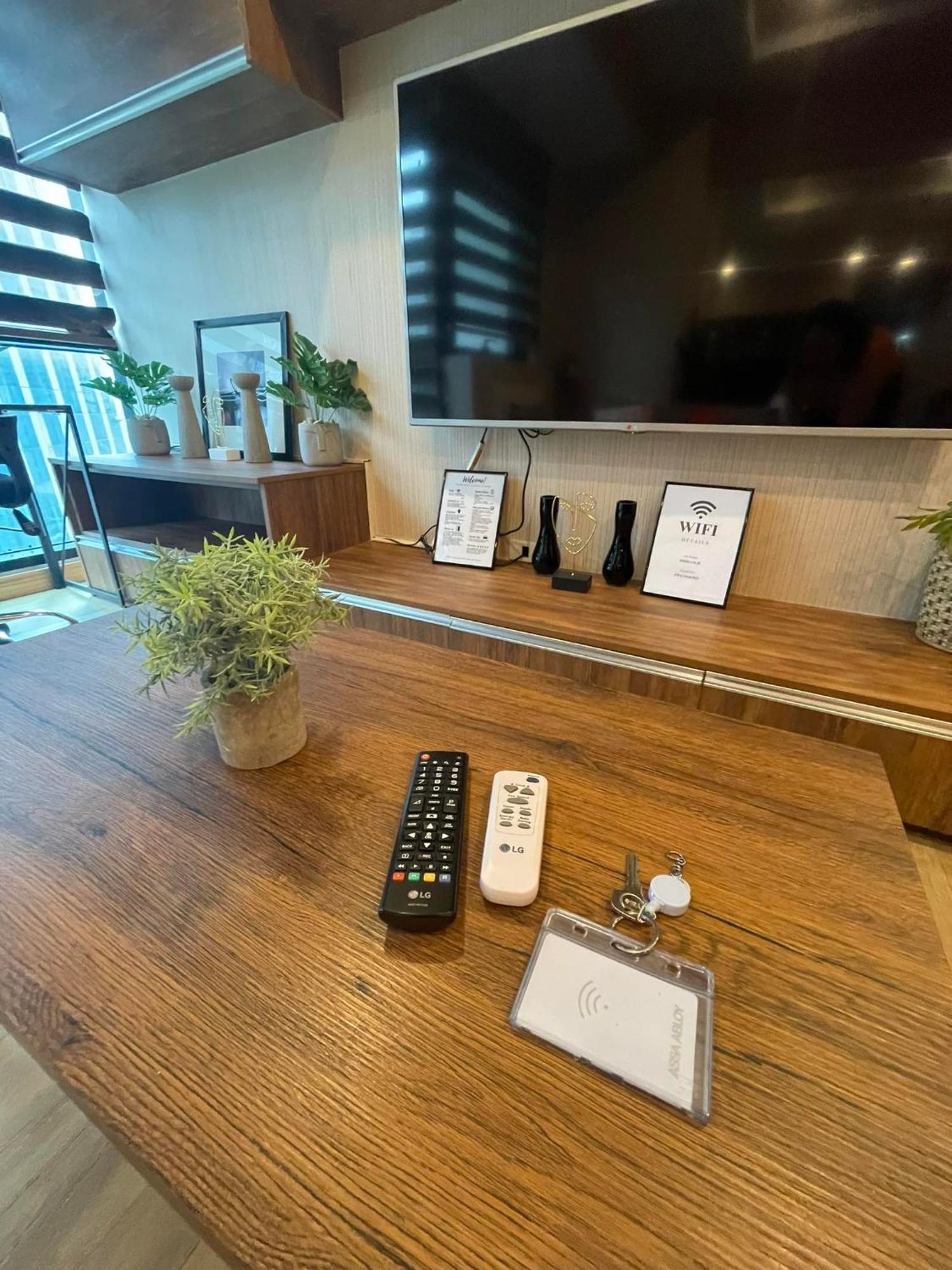 Bsa Twin Towers Aparthotel Mandaluyong Екстериор снимка