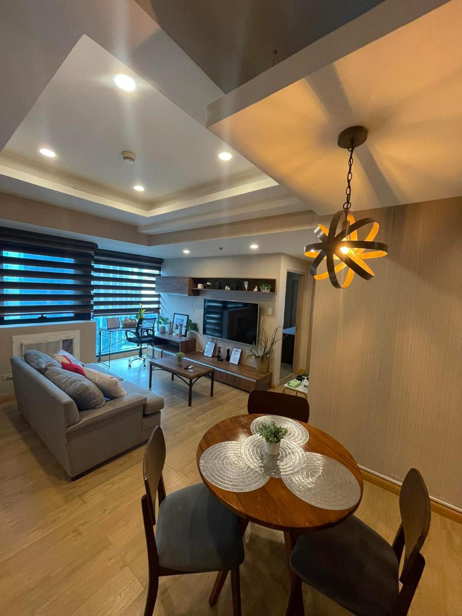 Bsa Twin Towers Aparthotel Mandaluyong Екстериор снимка