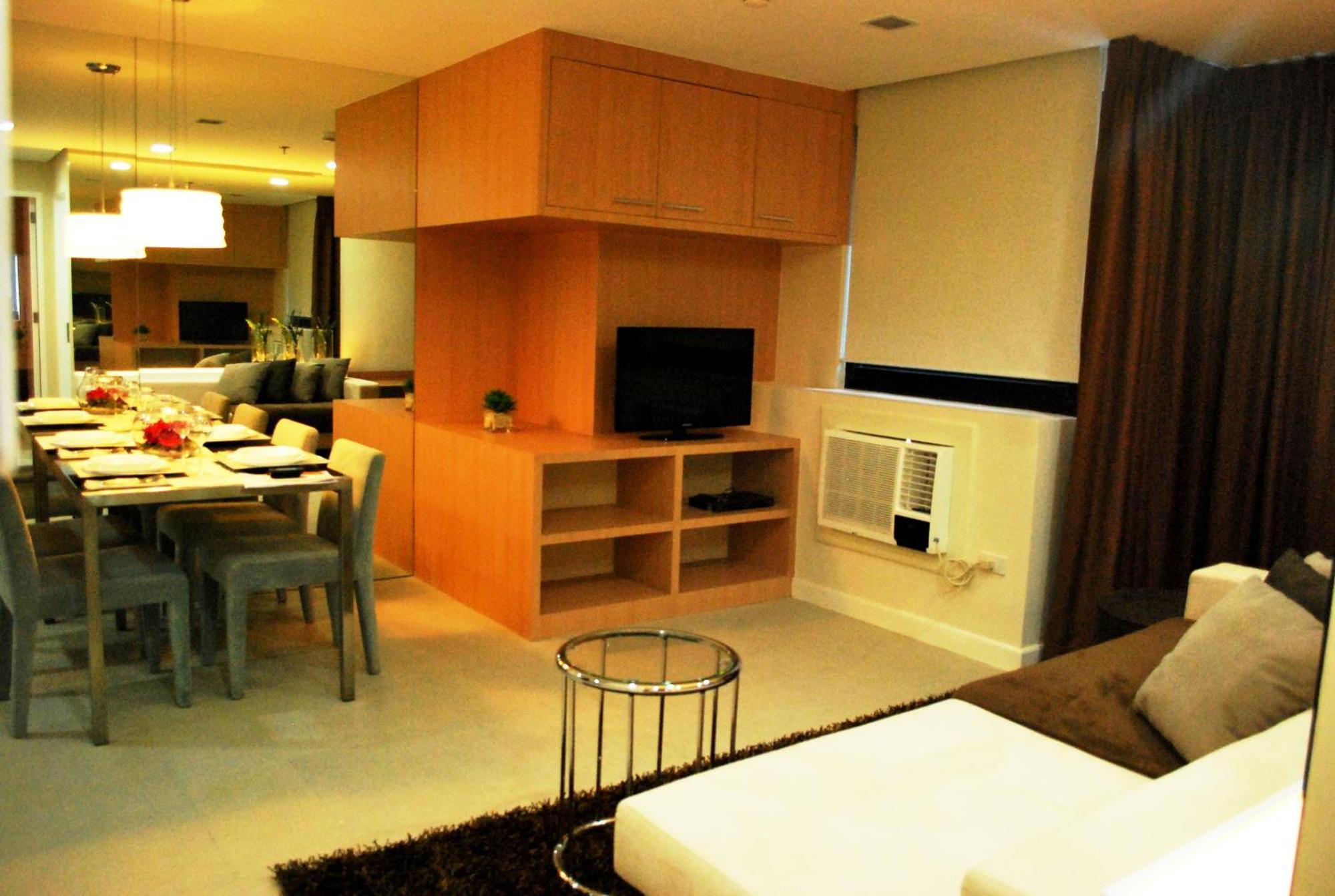 Bsa Twin Towers Aparthotel Mandaluyong Екстериор снимка