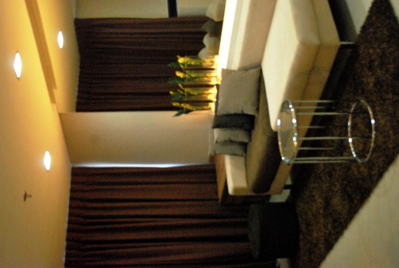 Bsa Twin Towers Aparthotel Mandaluyong Екстериор снимка